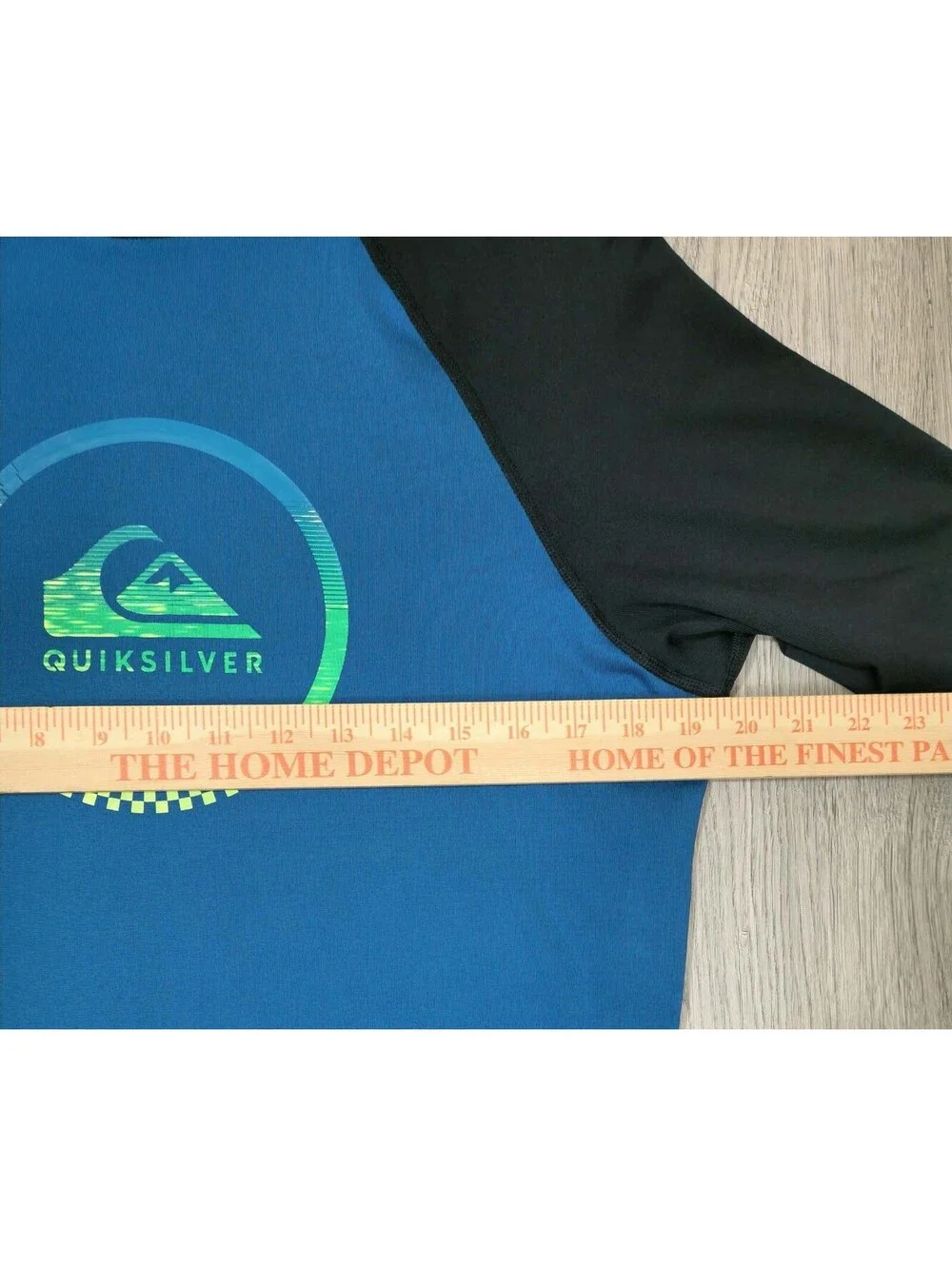 Quiksilver Rash Guard Surf Men’s XL Blue Black Short Sleeve UV Swim Tee #14